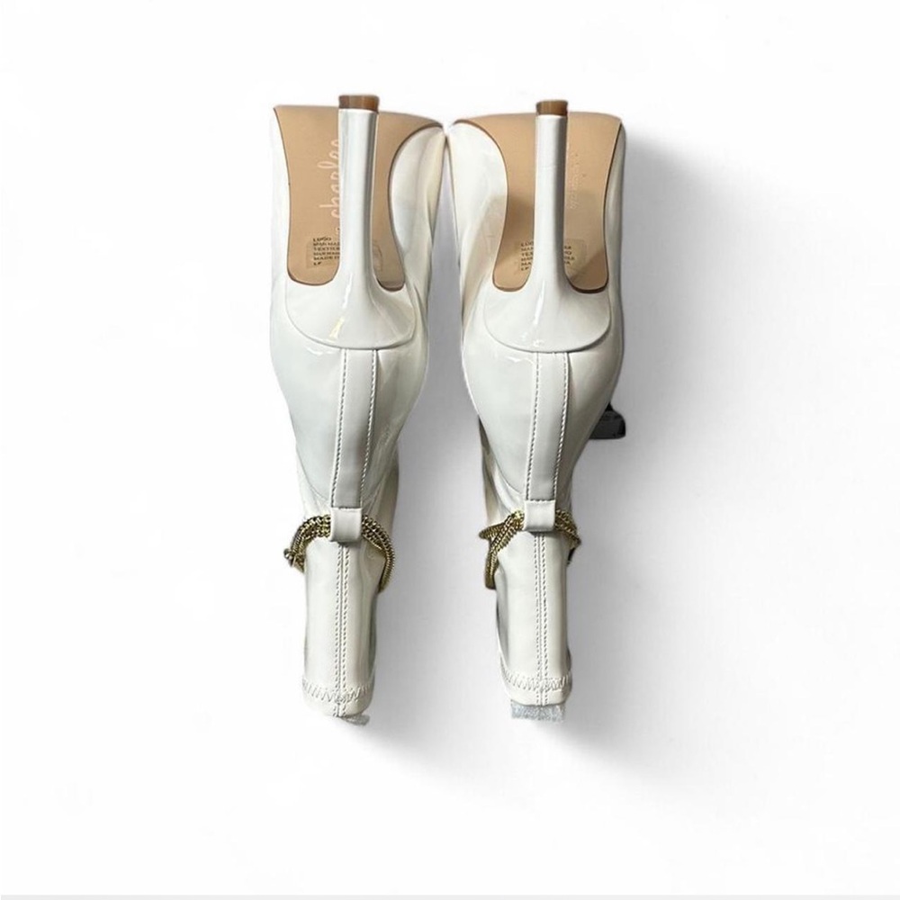 Chain  Pointed Toe Bootie‎ - Picture 9 of 16